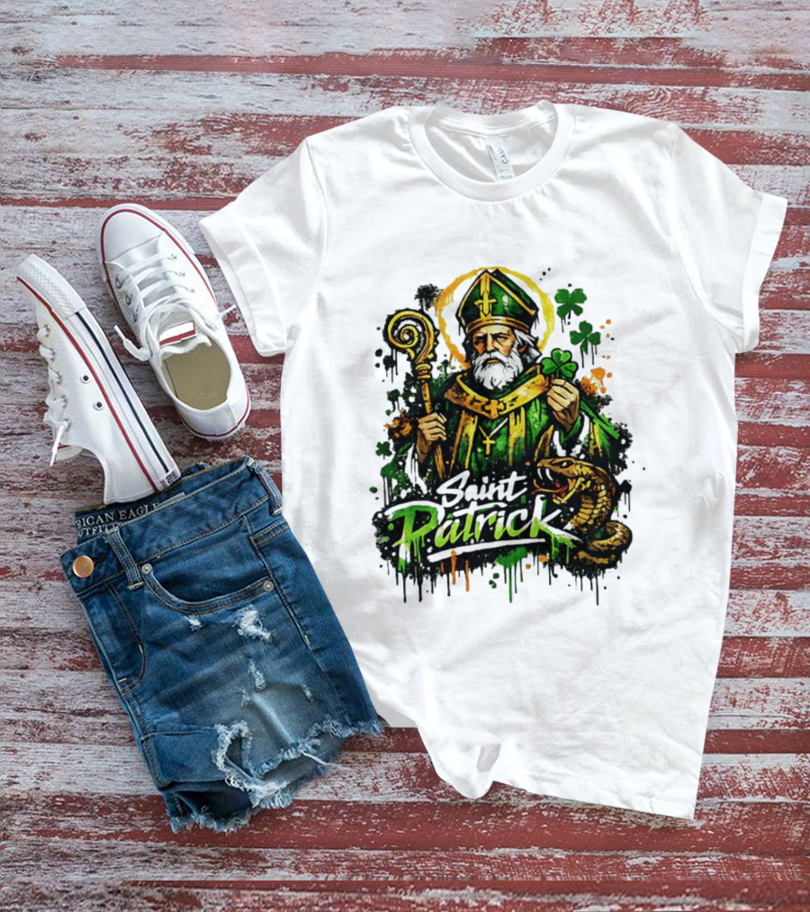 Saint Patrick Ireland St Patrick's Day With Shamrock And Snake T-Shirt