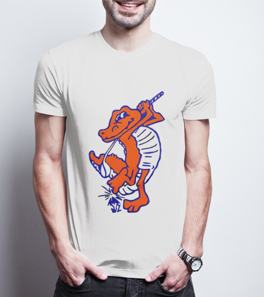 Swinging Gator Vintage Cartoon Playing Golf T-Shirt