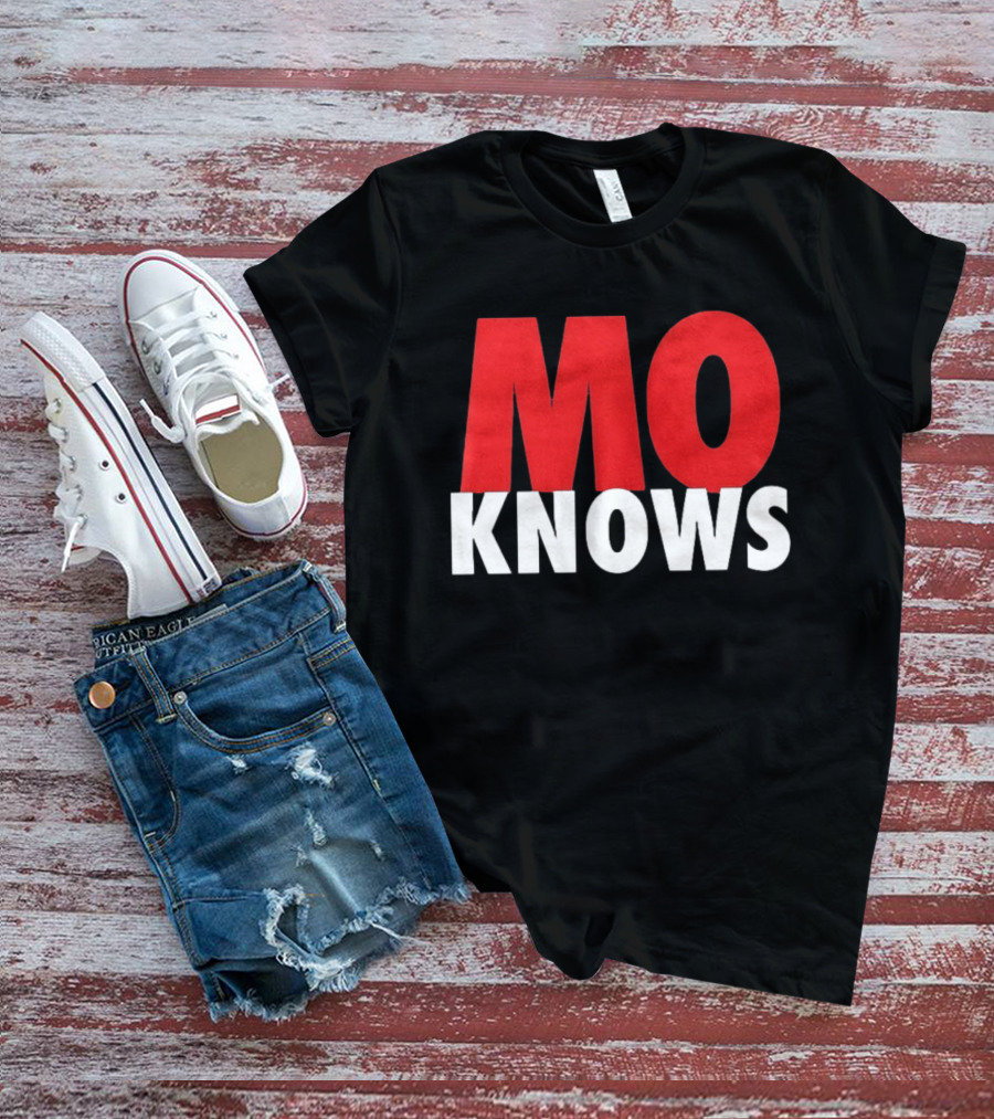 Mo Knows Chicago Cubs Iconic Fan T-Shirt