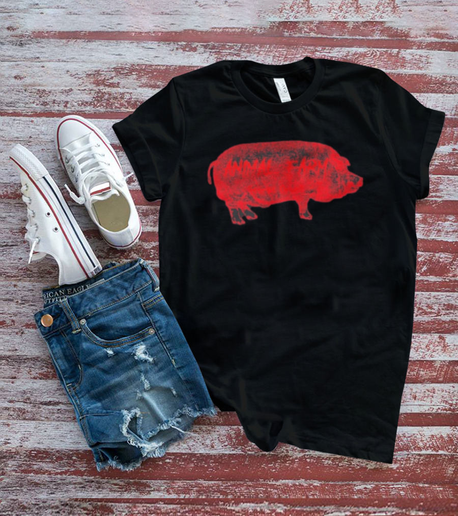 Animal Farm Pig Graphic Textured Red T-Shirt
