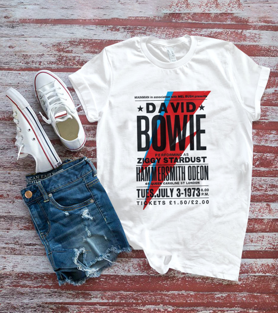 David Bowie Performing As Ziggy Stardust Hammersmith Odeon London July 3 1973 T-Shirt