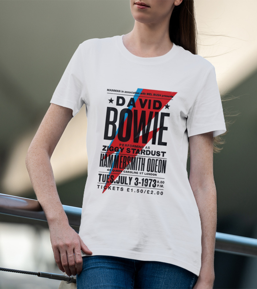 David Bowie Performing As Ziggy Stardust Hammersmith Odeon London July 3 1973 T-Shirt