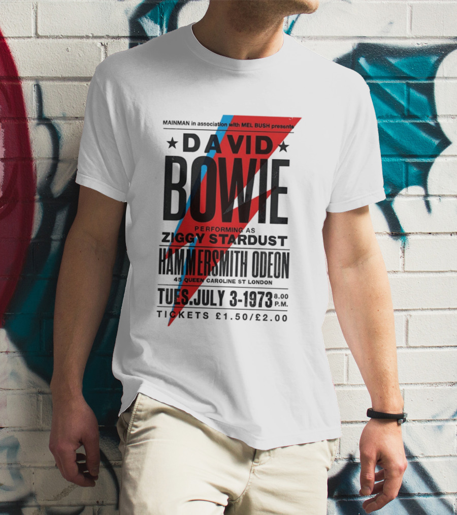David Bowie Performing As Ziggy Stardust Hammersmith Odeon London July 3 1973 T-Shirt