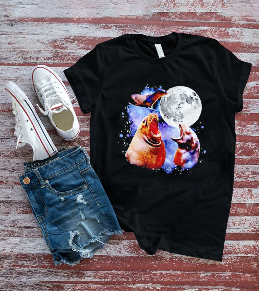Sea Lion Trio Howling At The Moon In Outer Space Scene T-Shirt