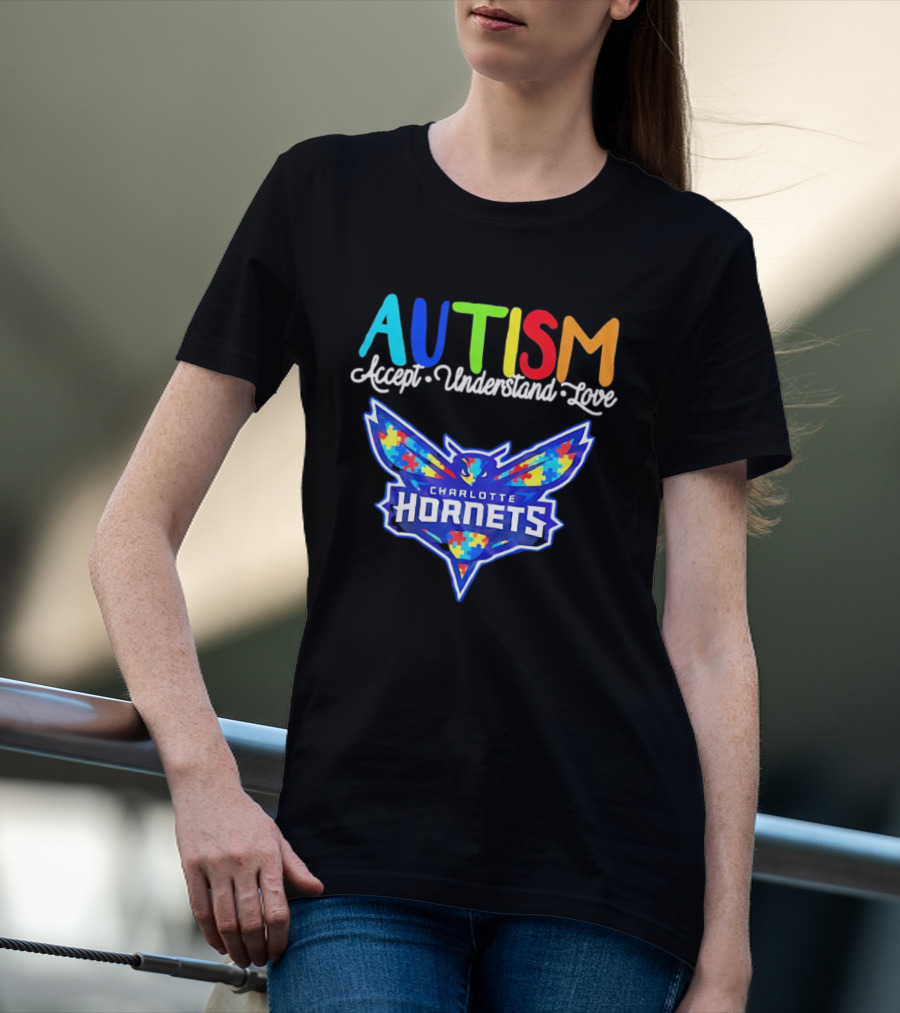 Charlotte Hornets Autism Accept Understand Love Awareness Support Puzzle Wings T-Shirt