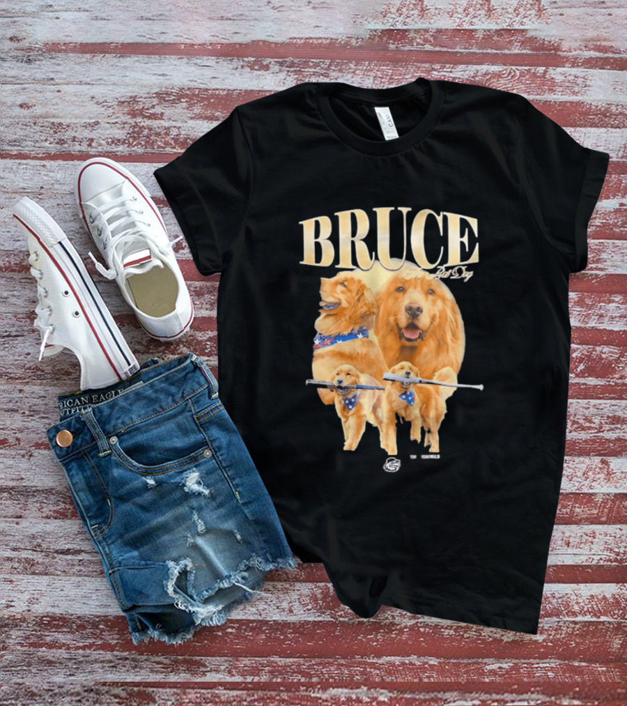 Bruce The Bat Dog Rochester Red Wings Baseball Golden Retriever T-Shirt