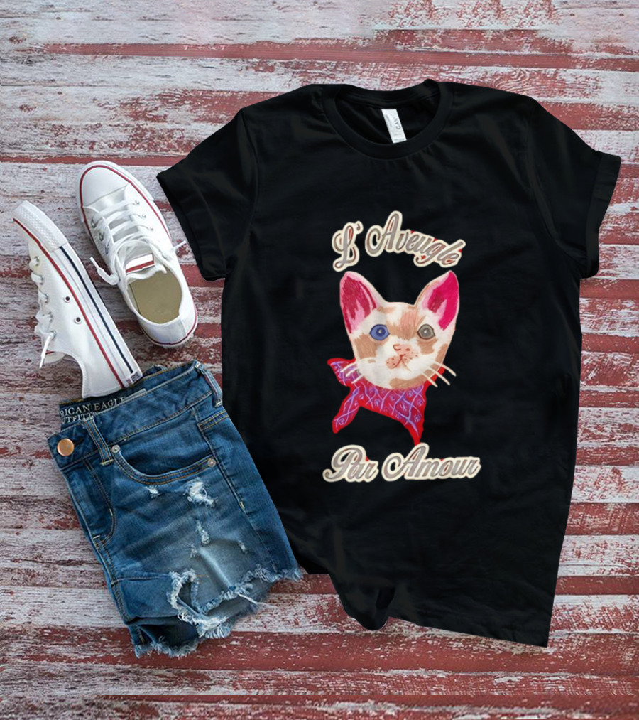 L'Aveugle Par Amour Cute Cat With Red Bandana T-Shirt