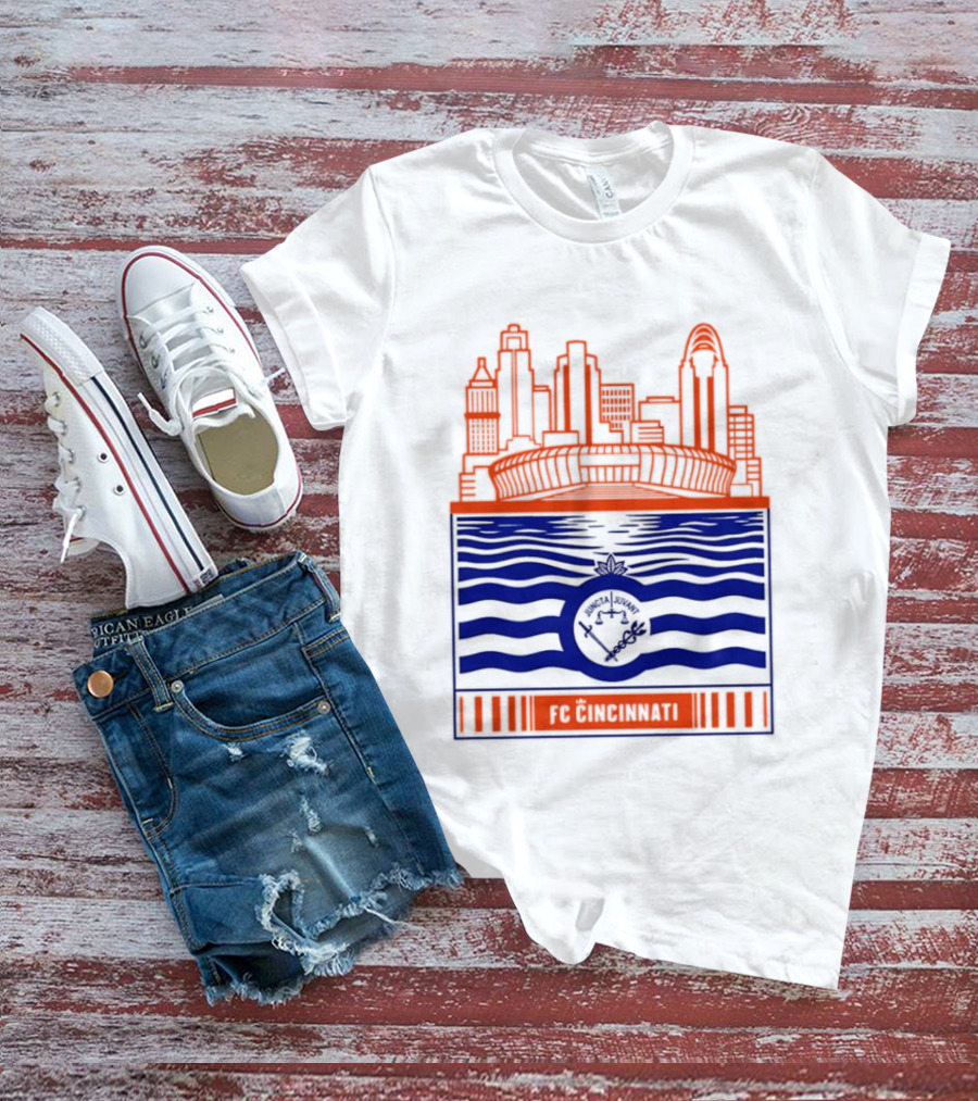 FC Cincinnati Stadium Skyline With River Flag T-Shirt
