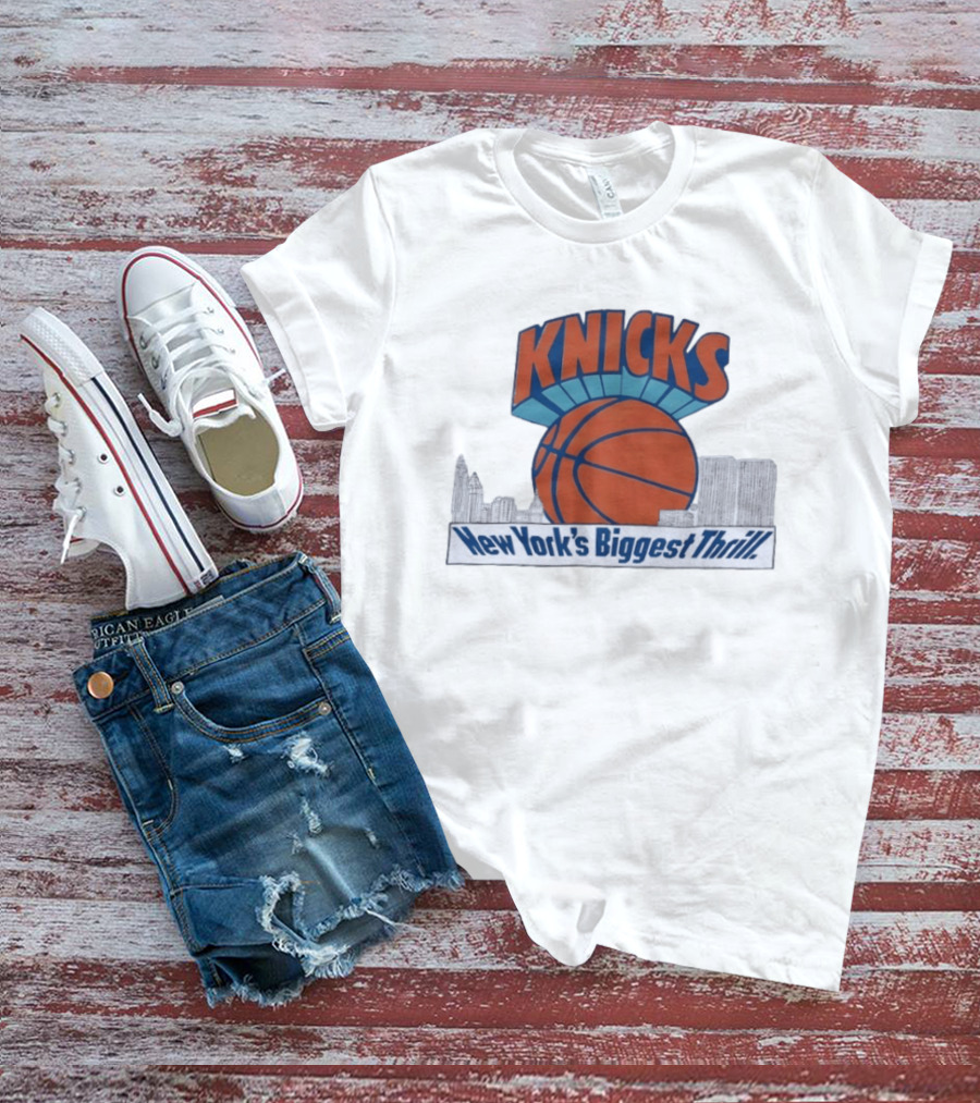 Knicks New York's Biggest Thrill Basketball Skyline T-Shirt