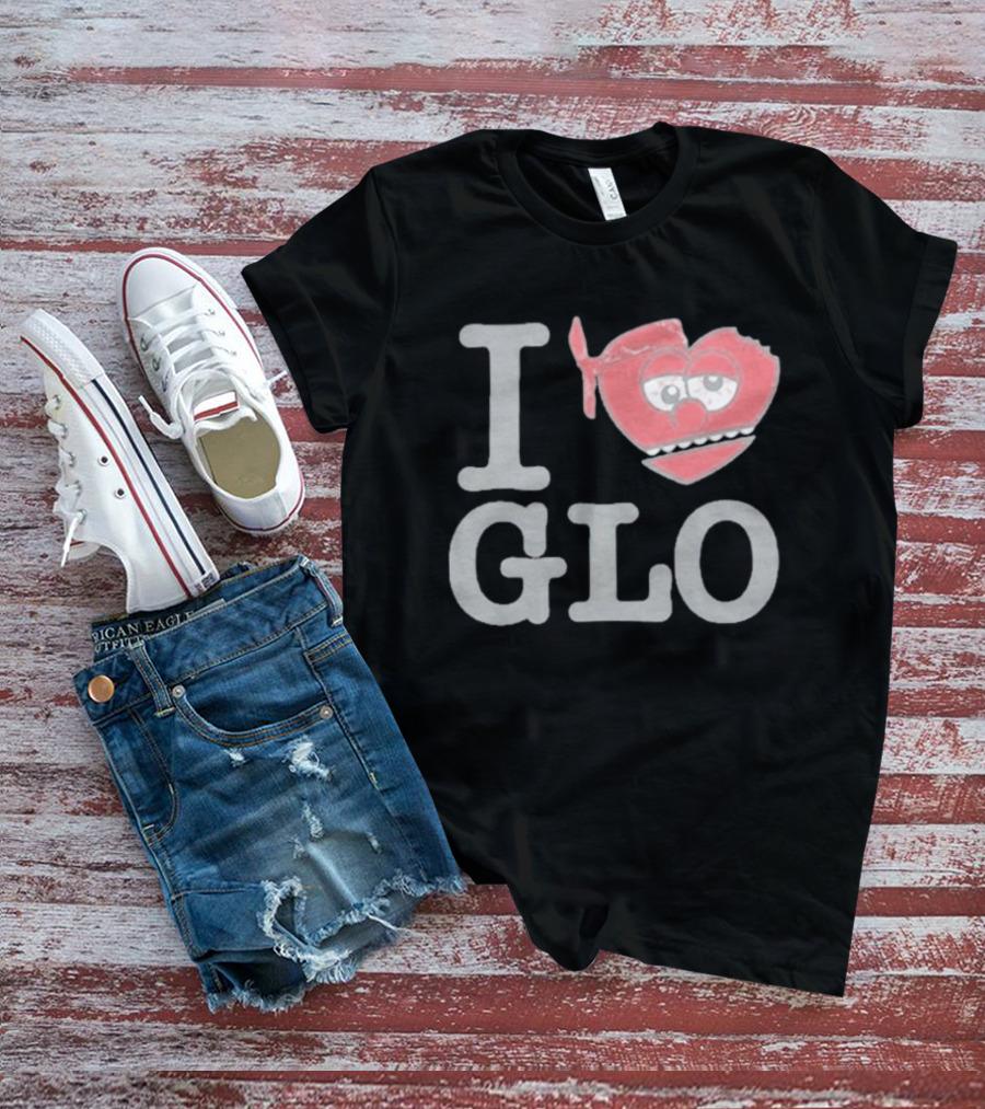 I Love Glo Heart Bandana Glo Gang T-Shirt