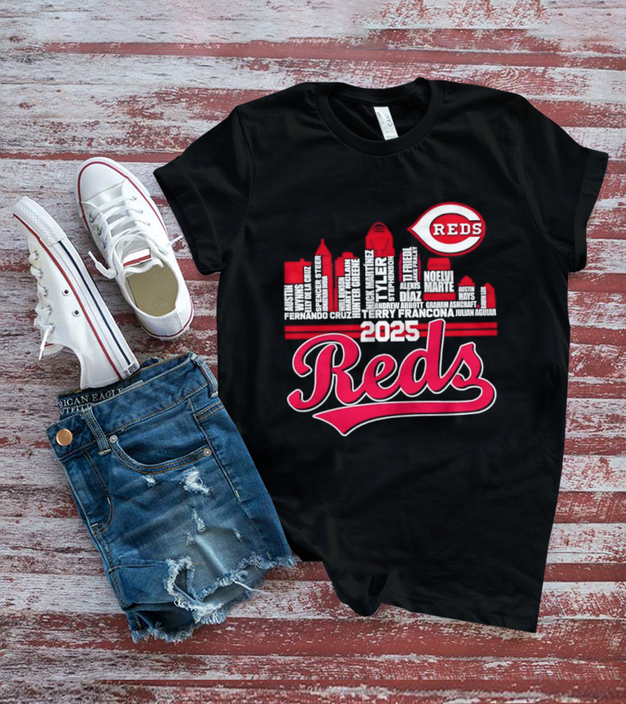 Cincinnati Reds Skyline Players 2025 Reds T-Shirt