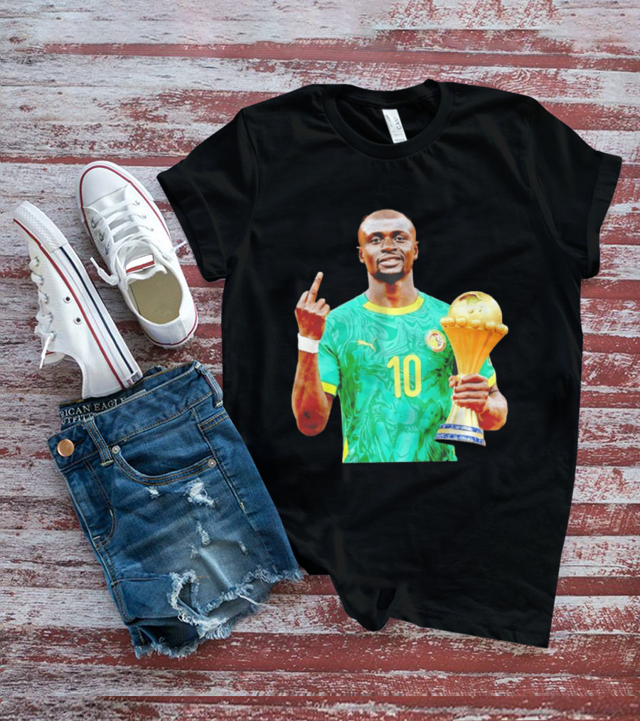 Sadio Mane Number 10 Senegal Jersey Holding Trophy Middle Finger T-Shirt