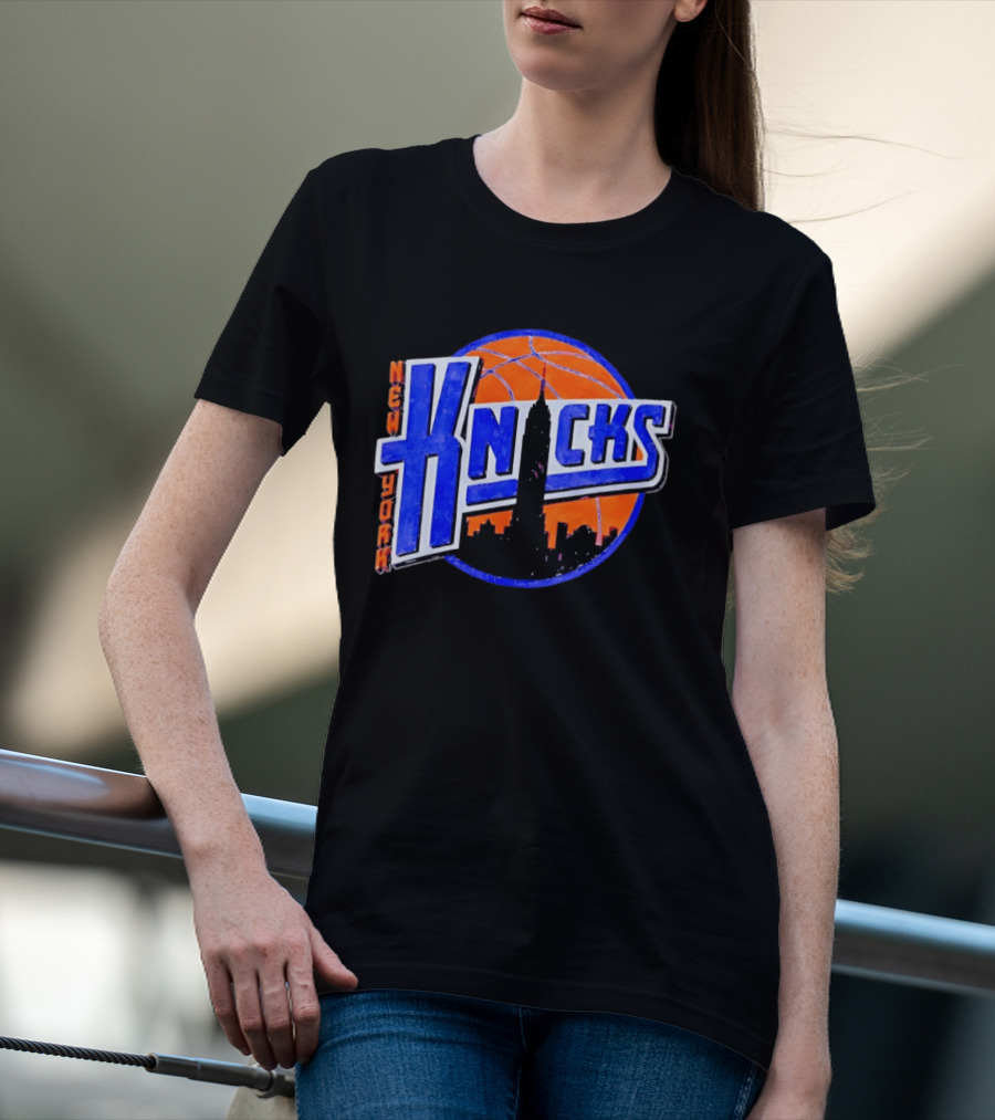 New York Knicks NBA Old School Basketball Skyline 2026 T-Shirt