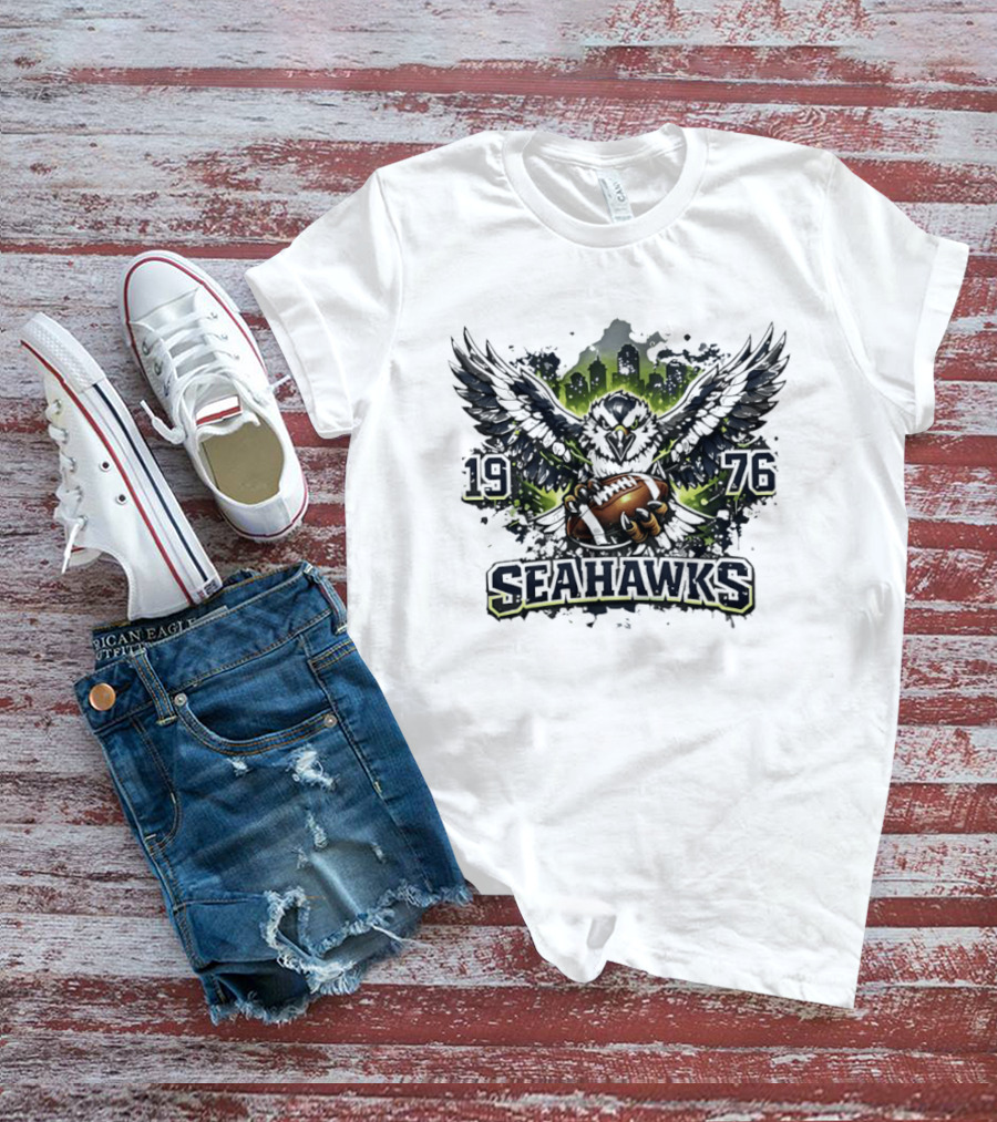 Seattle Seahawks 1976 Eagle Football Skyline T-Shirt