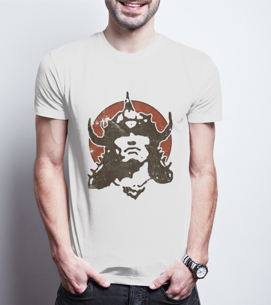 Conan Barbarian Viking Warrior Helm On Red Circle T-Shirt