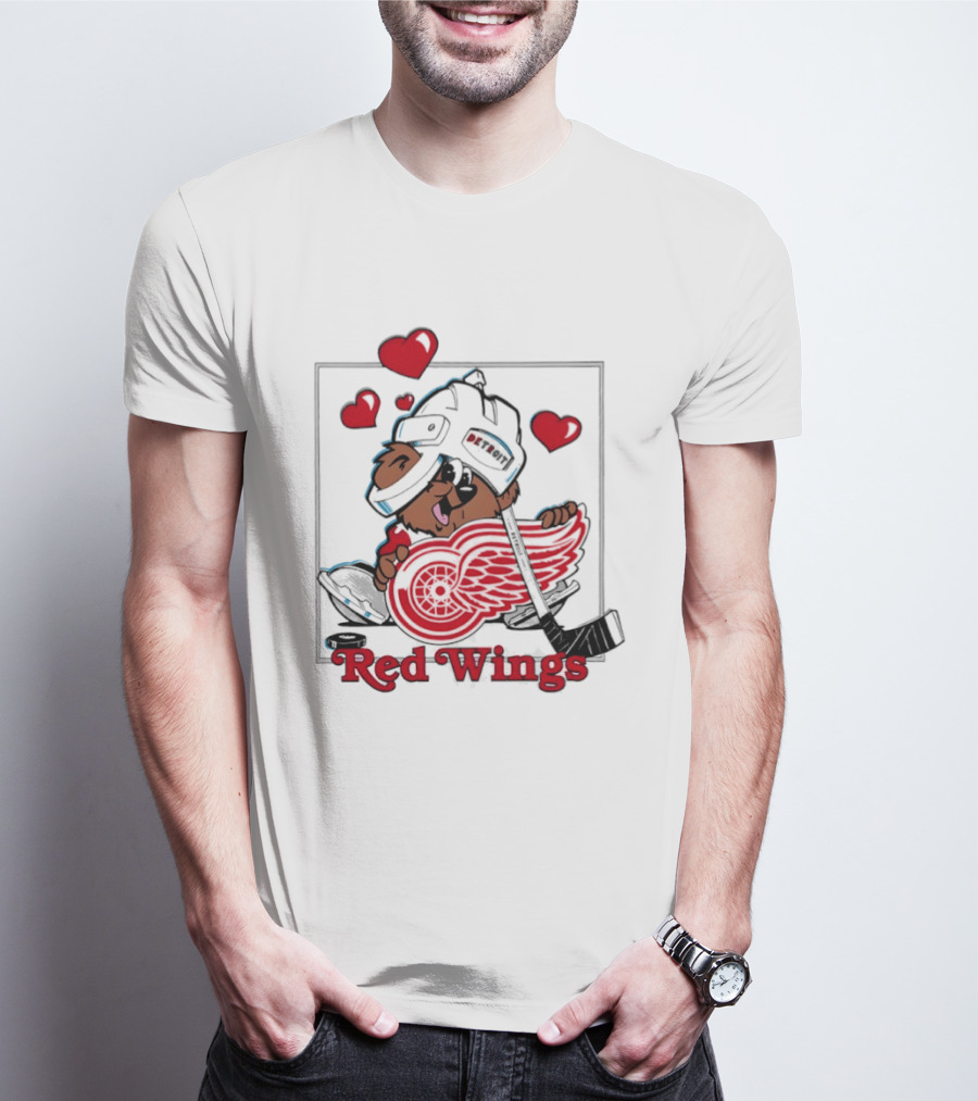 Detroit Red Wings Bear Hugging Hockey Heart With Hearts T-Shirt