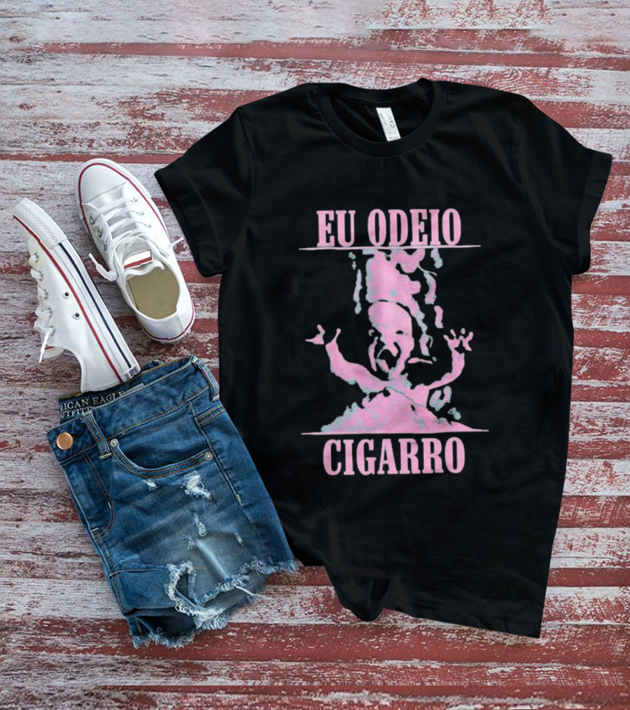 Eu Odeio Cigarro Anti Smoking Pink Smoke Face T-Shirt