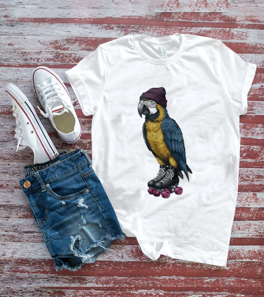 Nice Roller Skating Parrot With Hat And Colorful Feathers T-Shirt