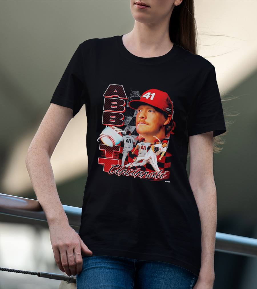 Cincinnati Reds Abbott 41 Baseball Pitcher Portrait Action T-Shirt