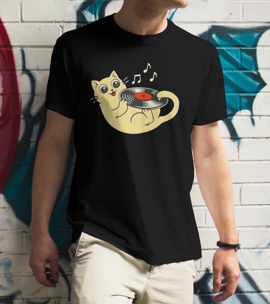 Turntable Cat Spinning Vinyl Record With Musical Notes T-Shirt