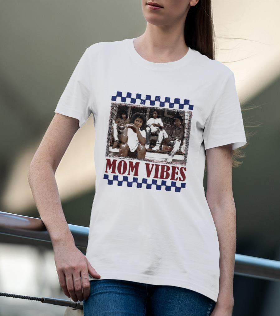 Mom Vibes Retro Mother's Day Family T-Shirt