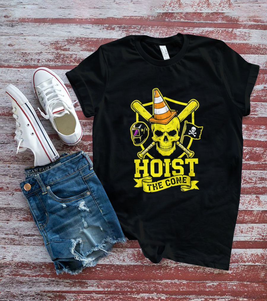 Hoist The Cone Pirate Skull Traffic Cone Baseball Crossbones T-Shirt