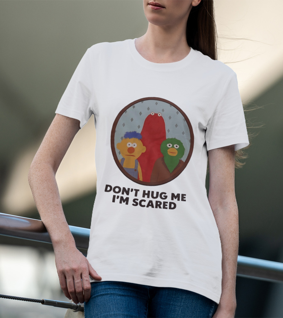 Don't Hug Me I'm Scared Puppet Characters Oval T-Shirt