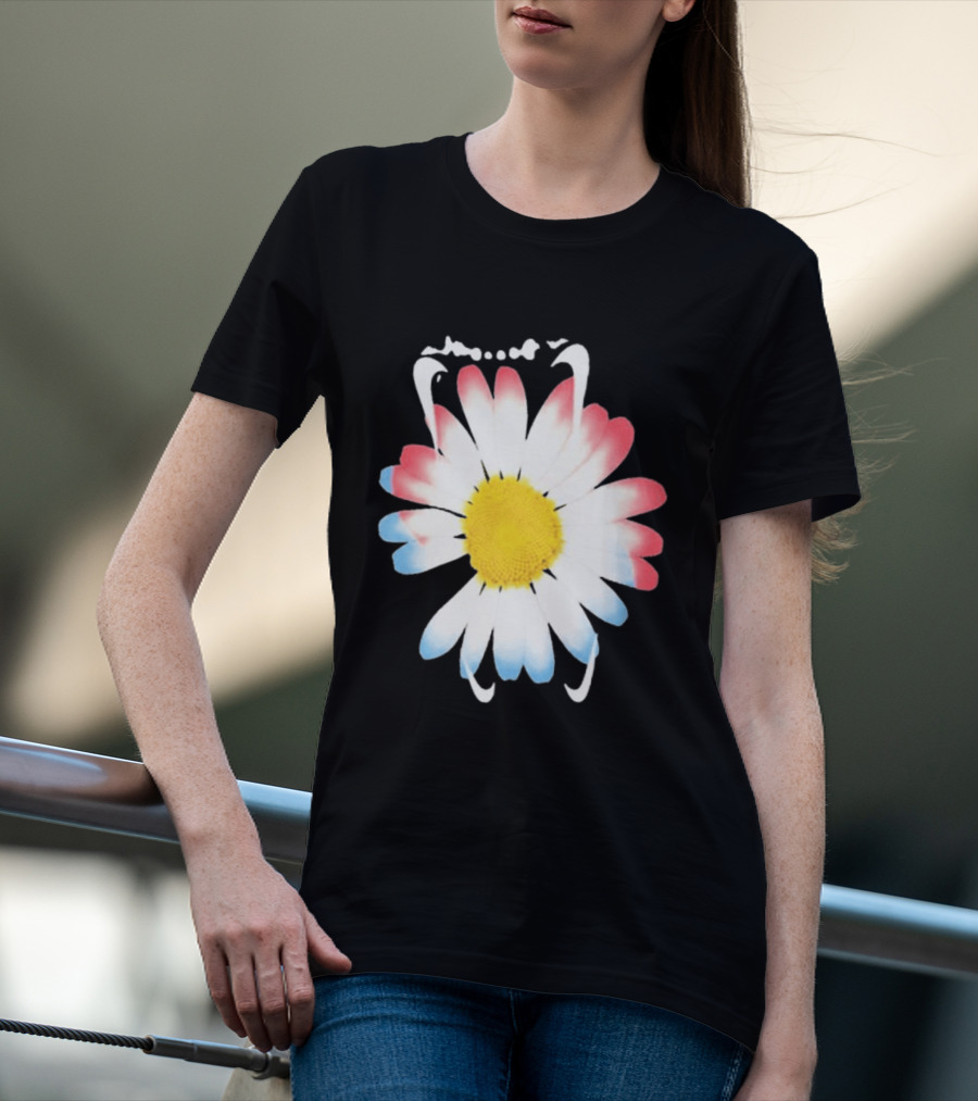 Original G Dragon Flower 2026 Multicolor Petals T-Shirt