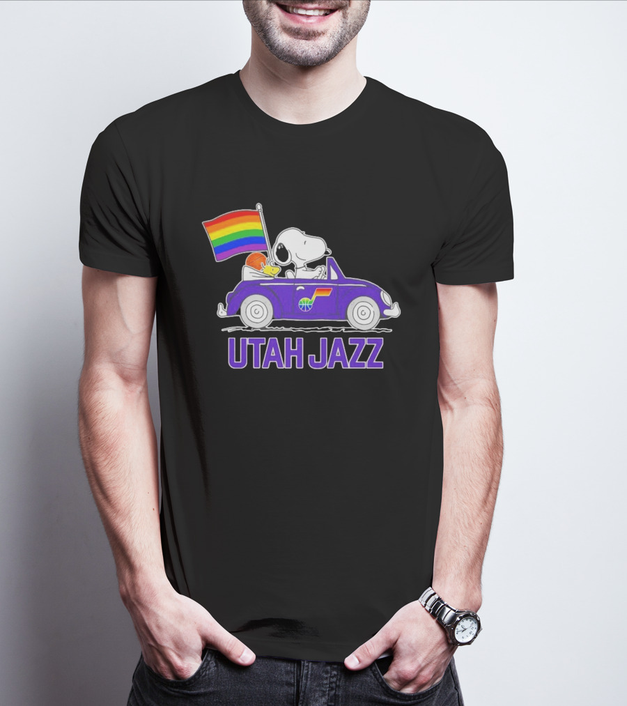 Utah Jazz Snoopy Woodstock Driving Rainbow Flag Car T-Shirt