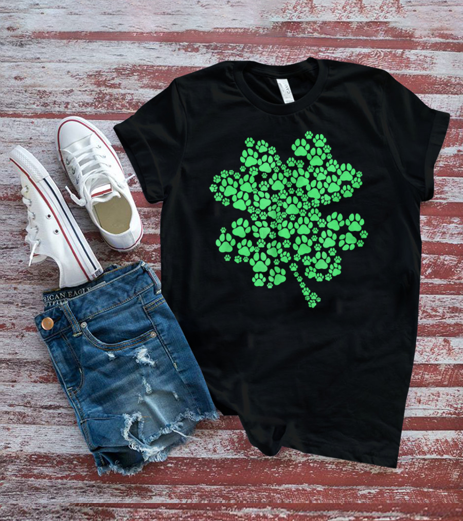 Lucky Clover Paw Dog Puppy St. Patrick's Day Shamrock Paws T-Shirt