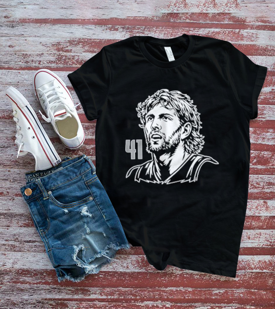 Dirk Nowitzki 41 Basketball Legend Sketch T-Shirt