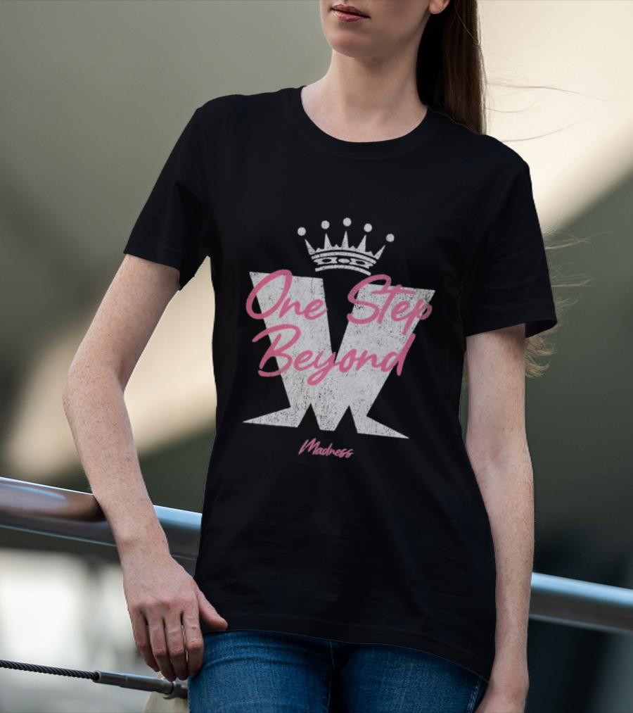 Madness One Step Beyond Crown Pink W T-Shirt