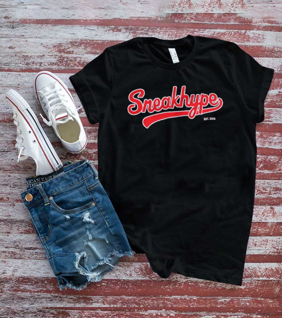 Sneakhype Est 2018 Vintage Script T-Shirt
