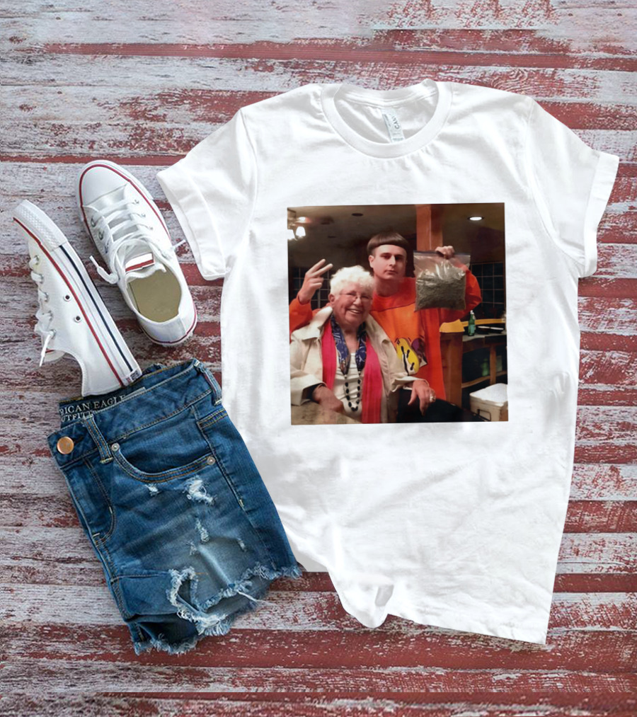 Oliver Tree Weed Grandma Memorial RIP Oliver Tree T-Shirt