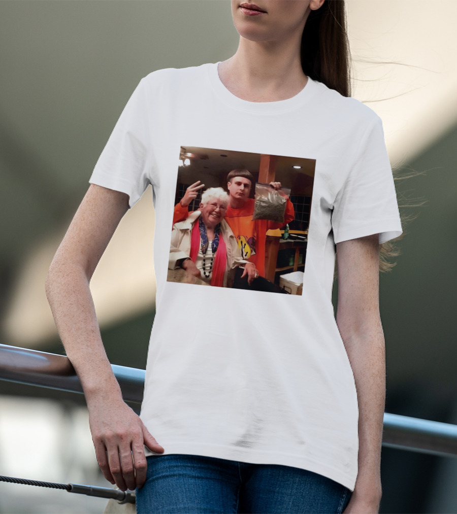 Oliver Tree Weed Grandma Memorial RIP Oliver Tree T-Shirt