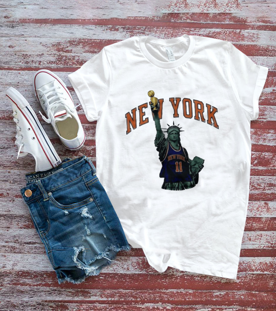 New York Knicks Jalen Brunson Statue Liberty Trophy Meme T-Shirt