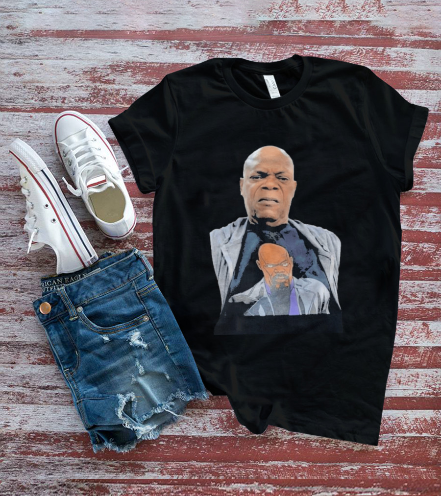 Samuel L. Jackson Wearing Himself On T-Shirt