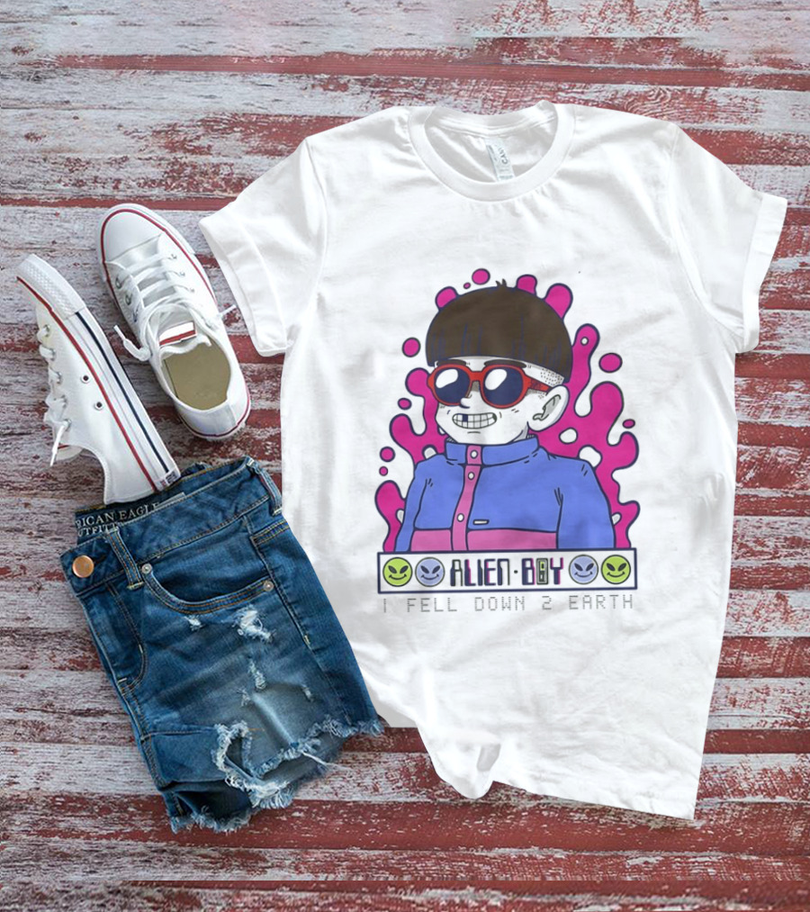 Alien Boy I Fell Down 2 Earth Cool Kid Retro Pink Smiley Vibes T-Shirt
