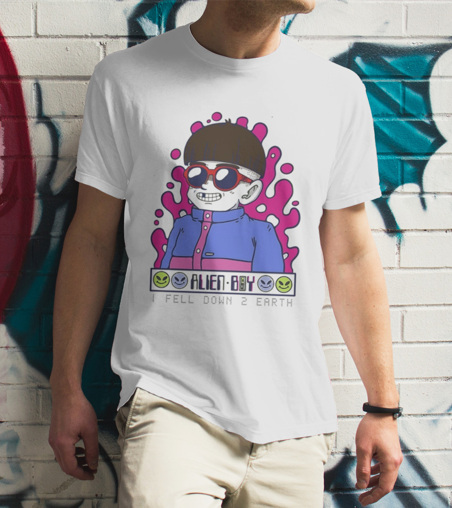 Alien Boy I Fell Down 2 Earth Cool Kid Retro Pink Smiley Vibes T-Shirt