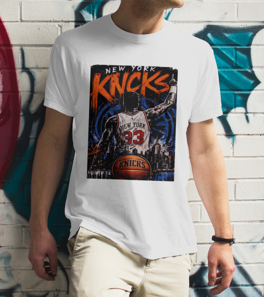 New York Knicks Ewing 33 City Skyline Basketball T-Shirt