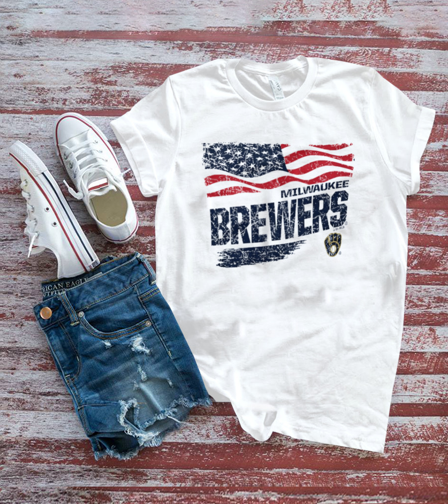 Milwaukee Brewers 4th Of July American Flag Celebration T-Shirt