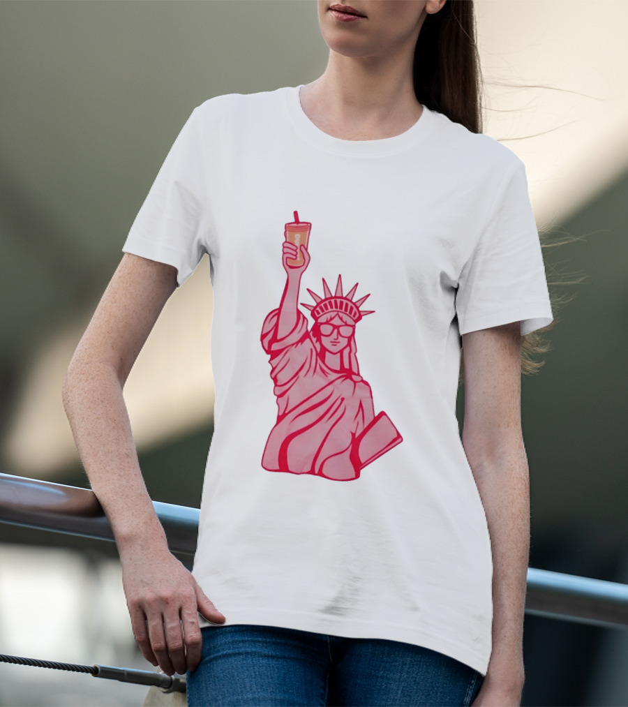 Statue Of Liberty Sunglasses Iced Drink T-Shirt
