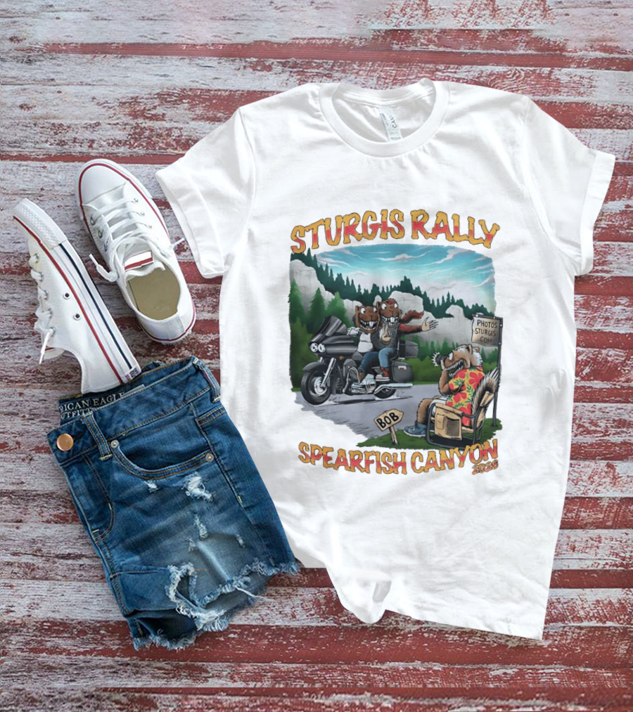 Sturgis Rally 2020 Squirrels Riding Motorcycle Spearfish Canyon T-Shirt