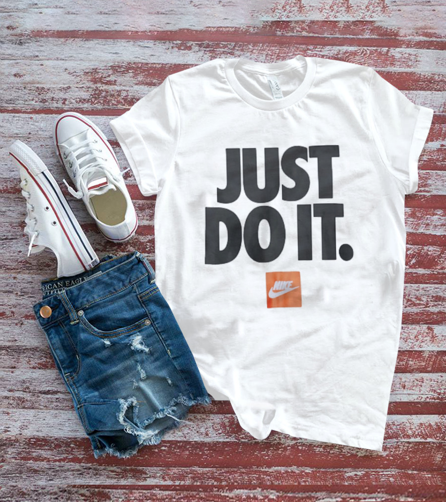 Just Do It Nike Swoosh T-Shirt
