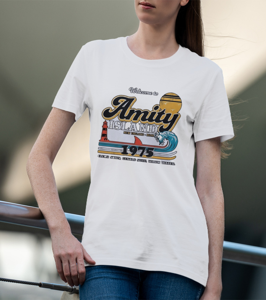 Welcome To Amity Island 1975 New England Massachusetts Lighthouse Wave Ocean Sun T-Shirt