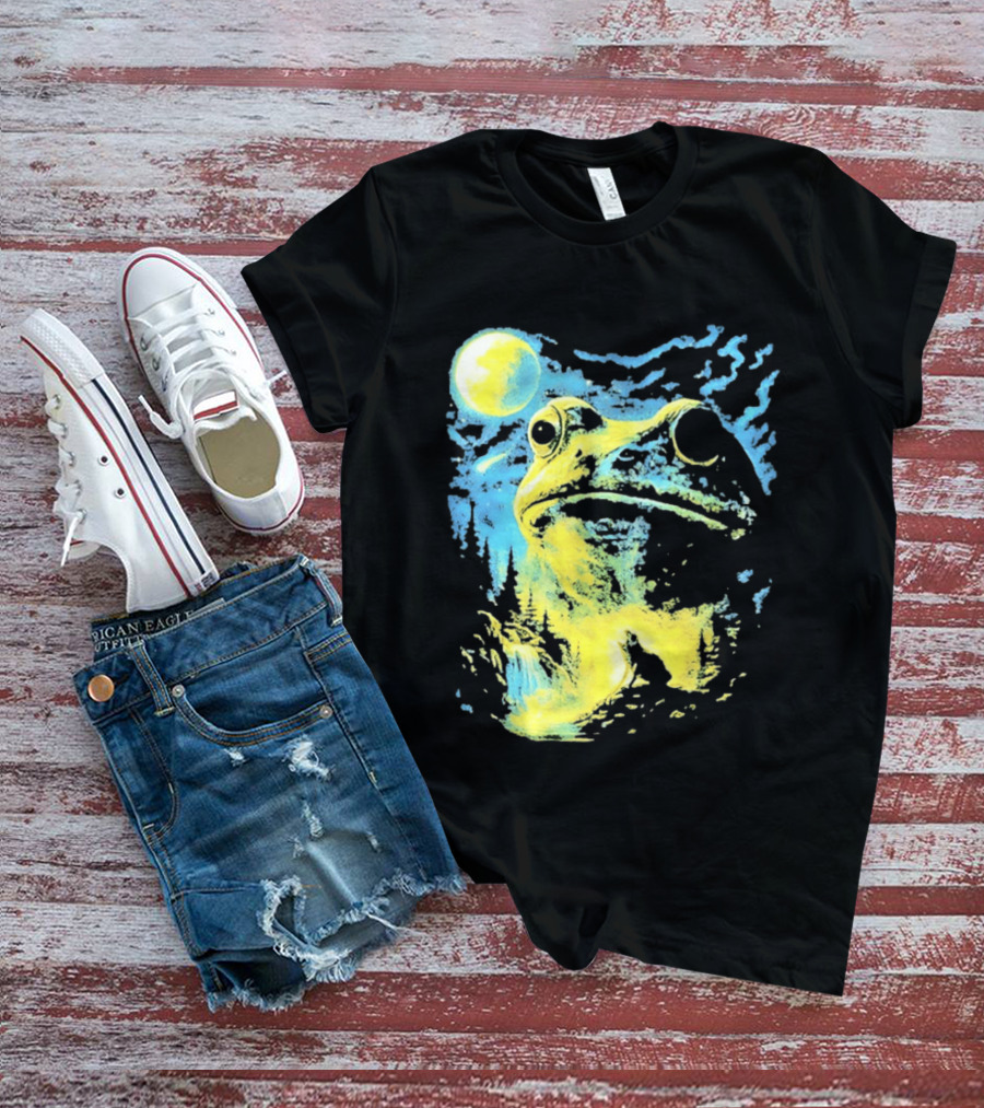 Howling Wolf Frog Moon Night Scene Surreal Fantasy T-Shirt