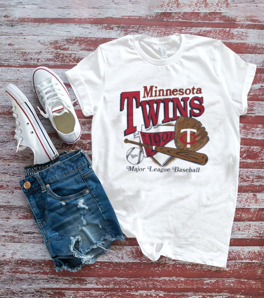 Minnesota Twins Since 1901 Major League Baseball Vintage Bat And Glove T-Shirt