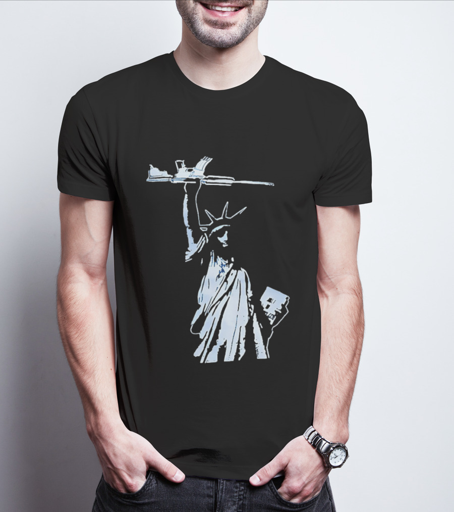 Statue Of Liberty Holding Assault Rifle July 4th Independence T-Shirt