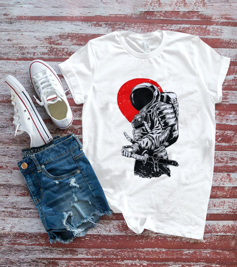 Astronaut Samurai Katana Sword Red Rising Sun T-Shirt