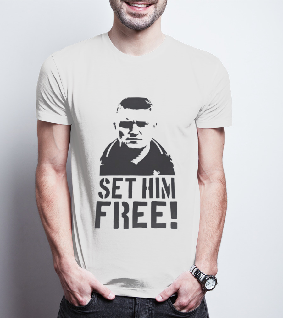 Tommy Robinson Set Him Free Activism Message T-Shirt